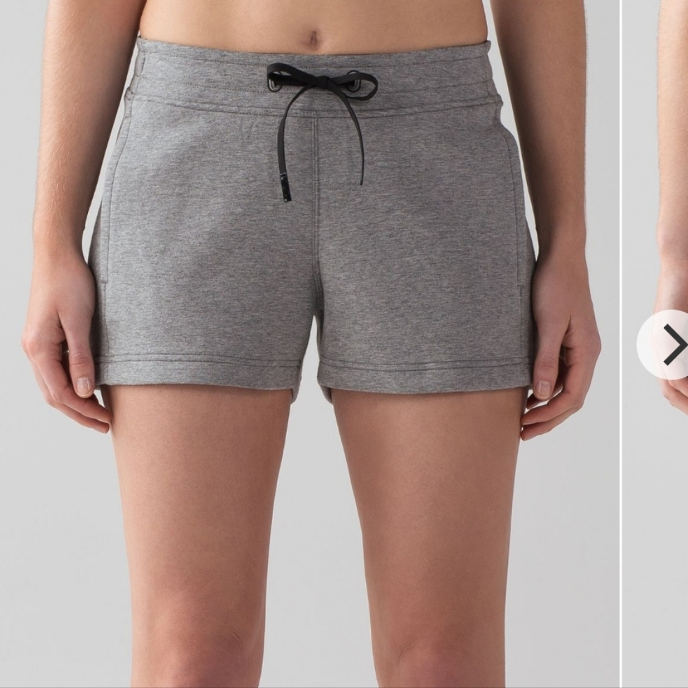 Lululemon NTS Short 3" Sz 10 Heathered Grey/Black